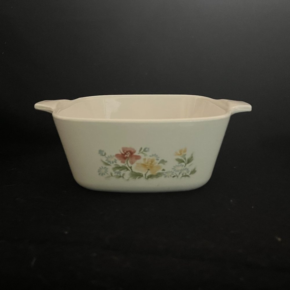 🎉🎉Price Reduced🎉🎉Vintage CorningWare ‘Autumn Meadow’ 700ml/24oz